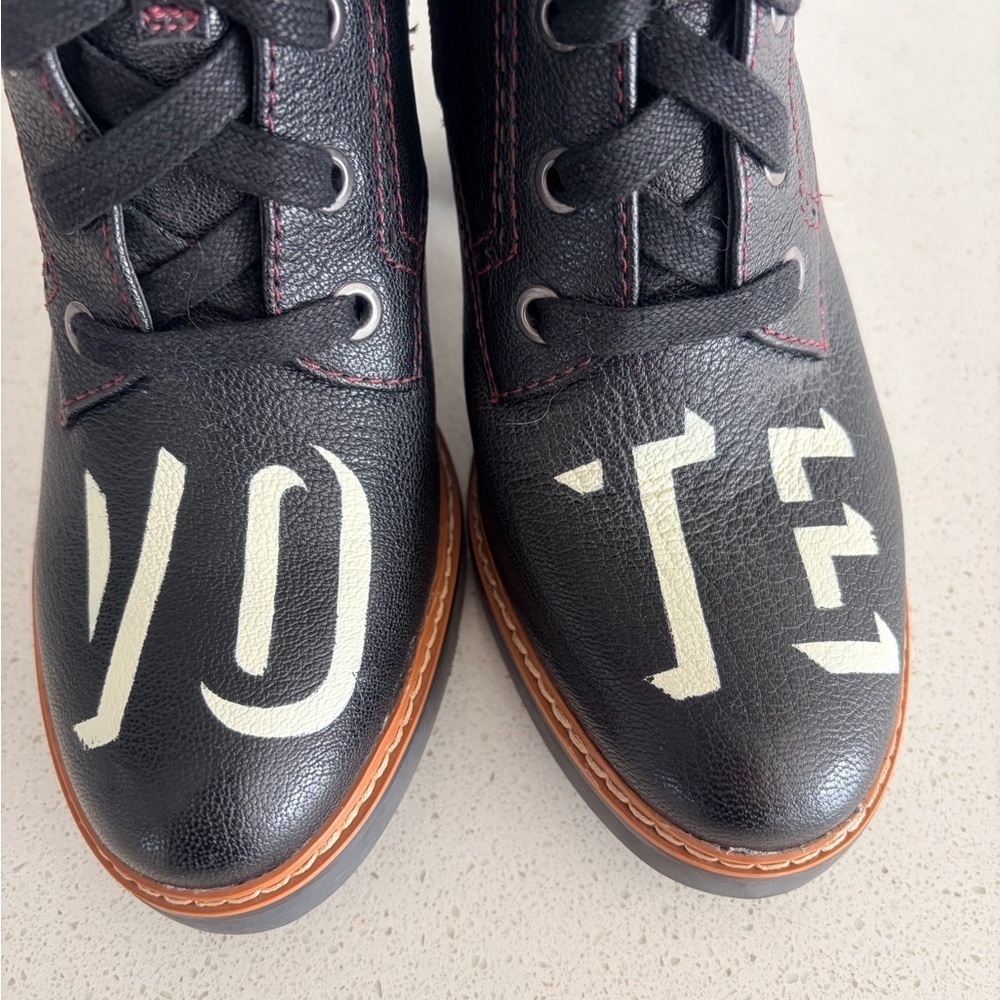 NEW LIMITED EDITION Naturalizer Callie VOTE boots. - Picture 4 of 8